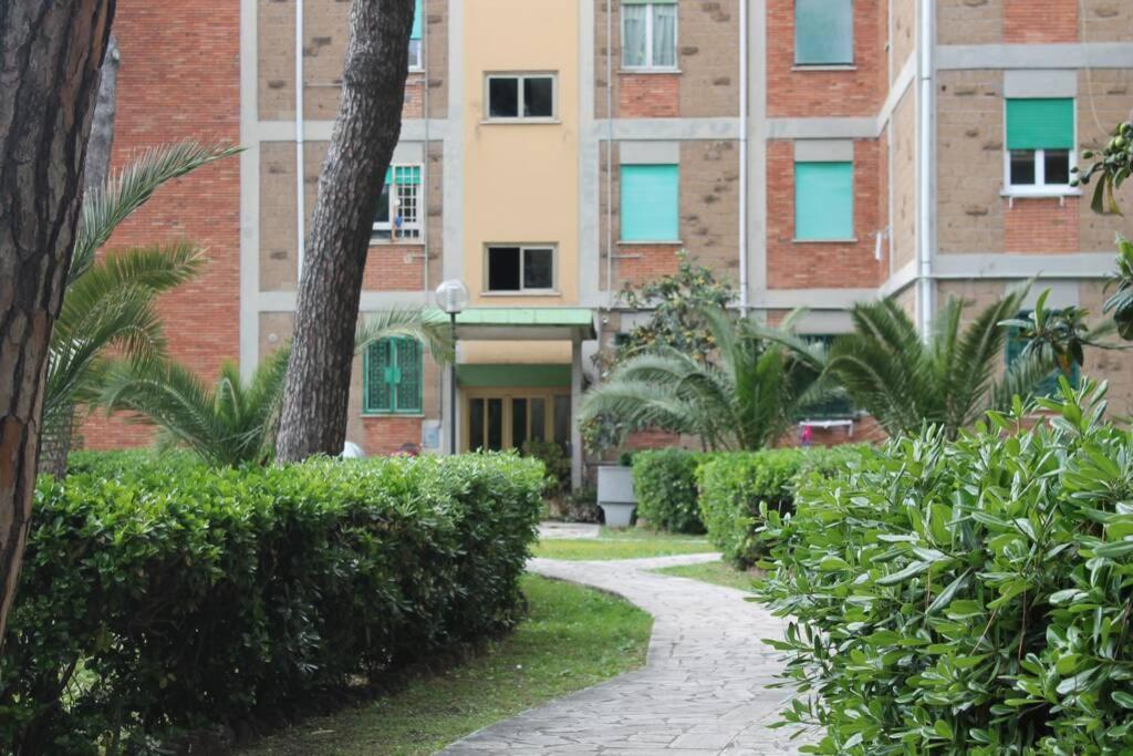 Appartamento Locato Con Finalita Turistiche Ostia Exterior foto